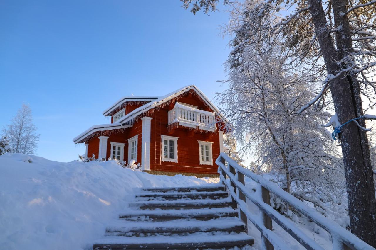 Kakslauttanen Arctic Resort - Igloos And Chalets Saariselka Exterior photo
